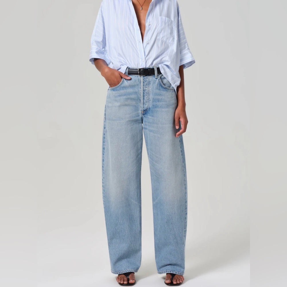 WORN ONCE - Citizens Of Humanity Light Blue Straight Leg Jeans Alma